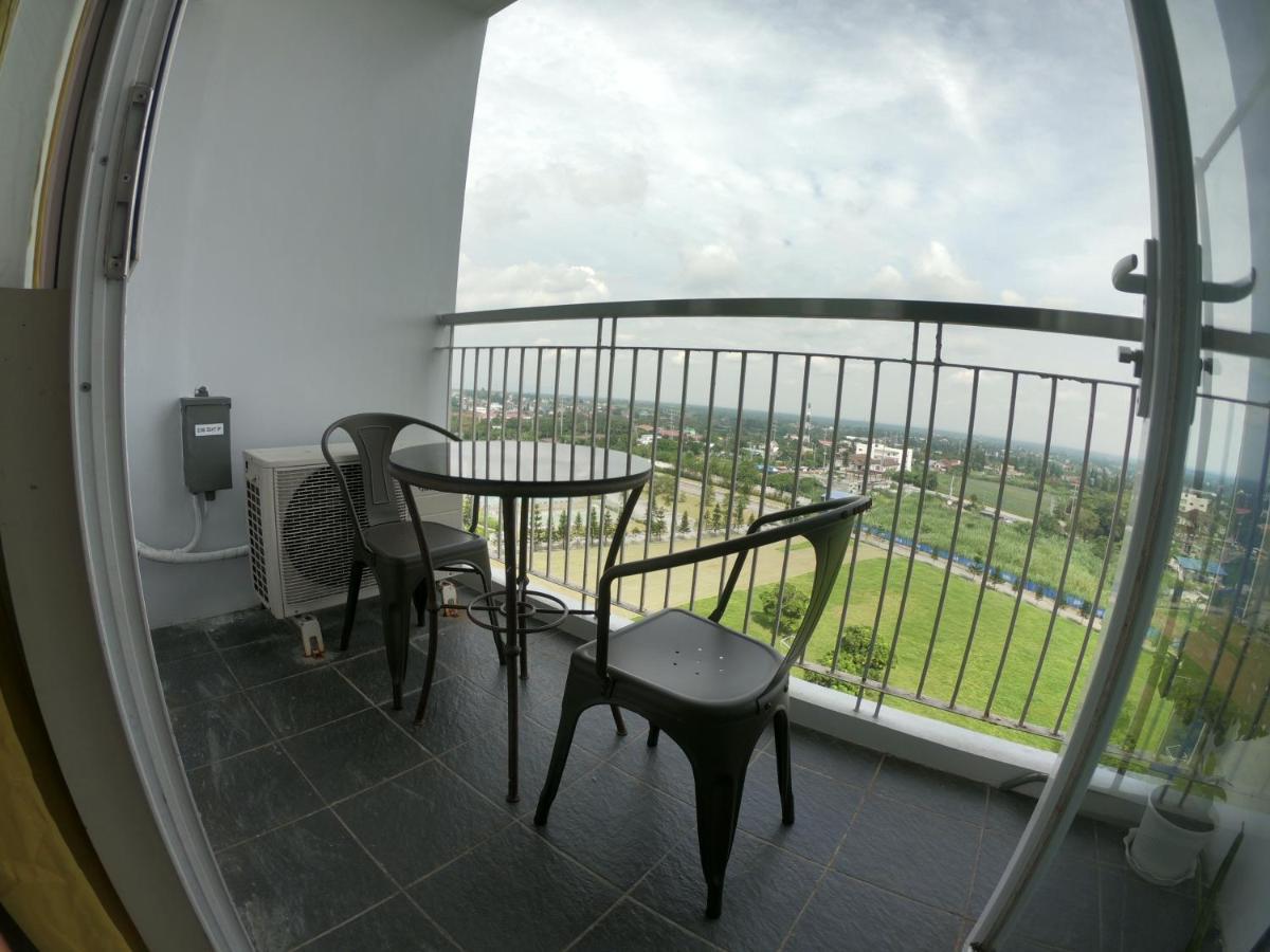 Breezy Nest Staycation At Wind Residences Tagaytay Tagaytay City Buitenkant foto