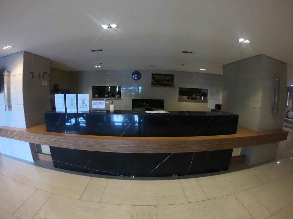 Breezy Nest Staycation At Wind Residences Tagaytay Tagaytay City Buitenkant foto