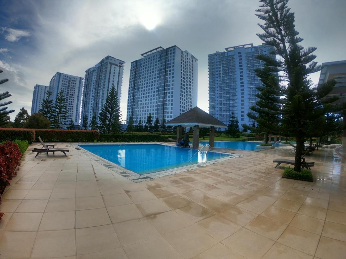 Breezy Nest Staycation At Wind Residences Tagaytay Tagaytay City Buitenkant foto