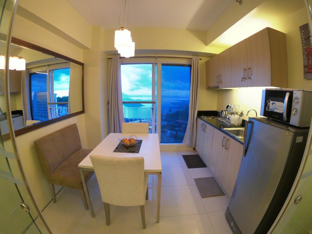 Breezy Nest Staycation At Wind Residences Tagaytay Tagaytay City Buitenkant foto