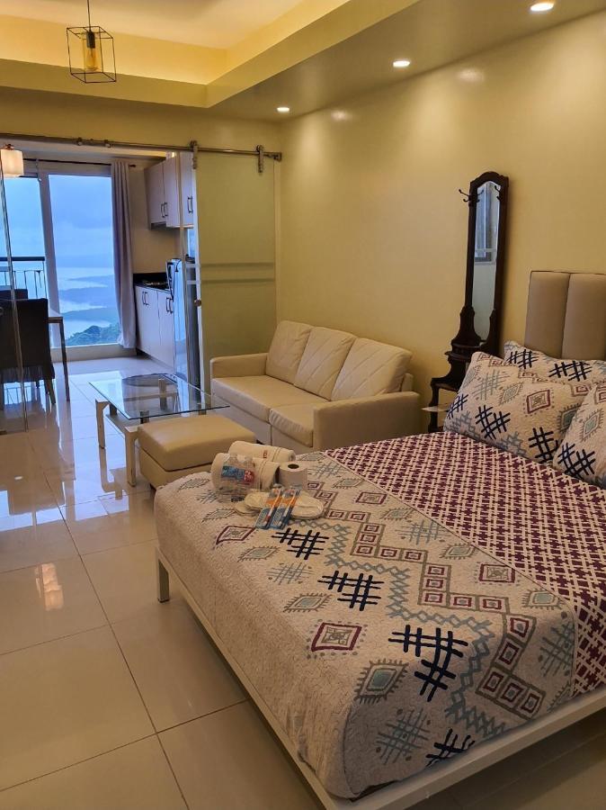 Breezy Nest Staycation At Wind Residences Tagaytay Tagaytay City Buitenkant foto